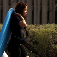 Shakira gifs Shakira---On-the-beaches-in-Barcelona-10.jpg