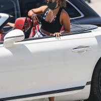 Collection of paparazzi pictures of Vanessa Hudgens sexy in public 35.jpg