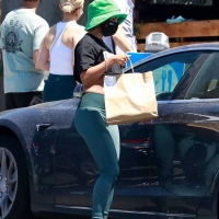 Collection of paparazzi pictures of Vanessa Hudgens sexy in public 12.jpg