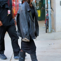 Collection of paparazzi pictures of Vanessa Hudgens sexy in public 02.jpg