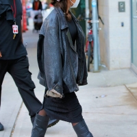 Collection of paparazzi pictures of Vanessa Hudgens sexy in public 06.jpg
