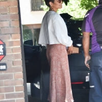 Collection of paparazzi pictures of Vanessa Hudgens sexy in public 02.jpg