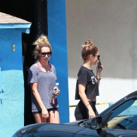 Collection of paparazzi pictures of Vanessa Hudgens sexy in public 02.jpg