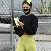 Collection of paparazzi pictures of Vanessa Hudgens sexy in public 38.jpg