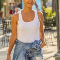Willow Smith and Jada Pinkett out shopping in Calabasas 03.jpg