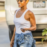 Willow Smith and Jada Pinkett out shopping in Calabasas 15.jpg