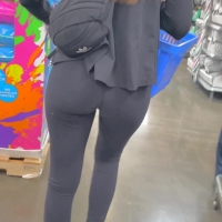 Tight ass at wlamart