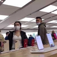 Apple store Latina