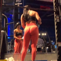 Candid brunette gym babe in orange leggings working out and squatting My Movie-2022-12-07-17h36m50s920.jpg