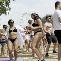 Beach festival girls