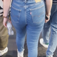 Sexy booty in jeans