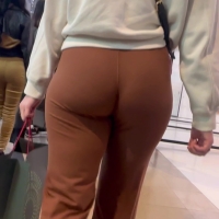 Big booty blonde