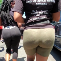Sexy candid big booty ebony babes with vpl and vtl in tight shorts BLMProtest17.mp4-2022-12-11-07h32m57s406.jpg