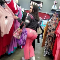 Hot ass candid phat ass Latina babe with a huge booty and vpl in PINK leggings C&G297.mp4-2022-12-11-07h48m37s496.jpg