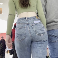 Sexy booty in jeans