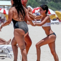isabela-moner-in-bikini-at-the-beach-with-friends-in-miami-fl-06-23-2017-18.jpg