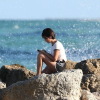 Isabela Moner-Merced paparazzi beach and bikini photos krdbxrtx4xmexm.jpg