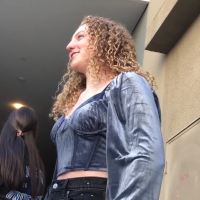 Pretty candid curly haired babe with a nice ass in black jeans goddess.mp4-2022-12-18-12h37m41s661.jpg