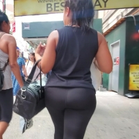 Candid brunette babe with a sexy big round bubble butt in leggings C&G238.mp4-2022-12-20-12h07m28s236.jpg