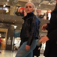 Candid hot blonde chick with a nice ass and deep wedgie in green leggings tbsbt.mp4-2021-12-21-17h53m08s220.jpg