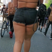 Candid thick PAWG protestor showing her ass cheeks in denim shorts BLMProtest16.mp4-2022-12-21-14h26m05s569.jpg