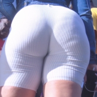 Sexy candid ebony babe with a big booty in tight white shorts the Bizness-2021-12-23-10h46m38s117.jpg