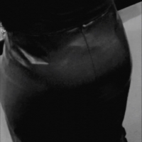 Fine ebony in green leather.mp4-2021-12-23-18h57m24s648.jpg