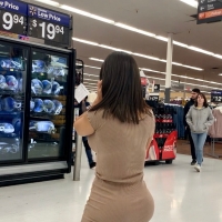Candid sexy girls in skirts and dresses tumblr_9a759f8898bf773e941aa42f294e6e09_a9bc41d3_1280.jpg