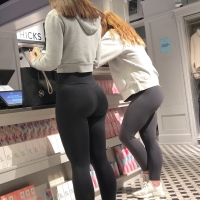 Two hot candid friends at the mall in leggings with perfect edible peaches vid_351.mkv_20211222_205236.145.jpg