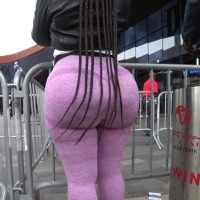Candid sexy ebony girl with an insane big round booty in purple leggings C&G452.mp4-2022-12-29-16h27m01s339.jpg